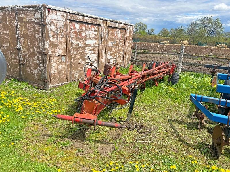 Kongskilde 600 Series 6 Furrow Semi Mount Plow