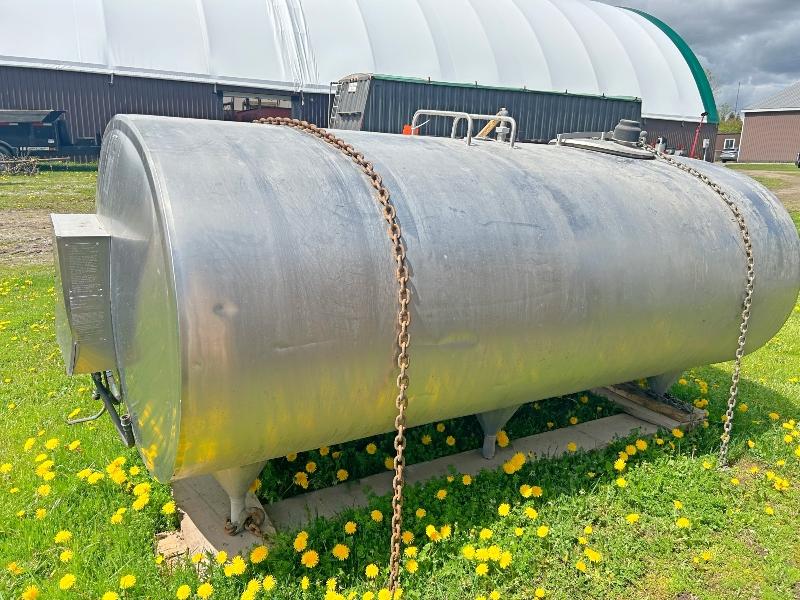 Delaval 1000 Gal Milk Tank