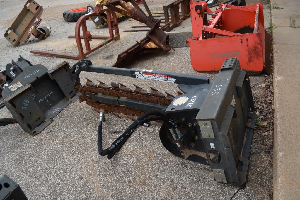 BOBCAT QUICK ATTACH TRENCHER