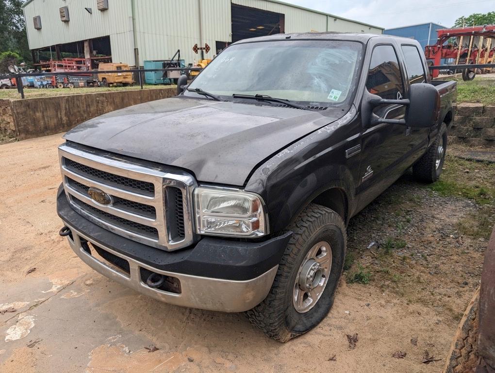 2005 FORD F-250 TRUCK, 4DR