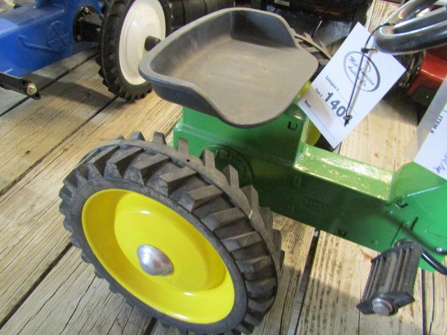 1404. 261-463. ERTL JD 8520 PEDAL TRACTOR, TAX