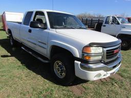 64. 2003 GMC 2500 ¾ TON 2 WHEEL DRIVE PICKUP, 6.0 LITER GAS, AT, NEW BRAKES