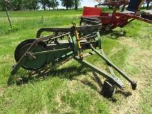 242. JOHN DEERE MODEL 350 – 3 POINT OR PULL TYPE ROLL BAR RAKE, RUBBER MOUN