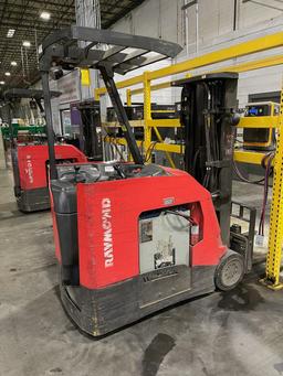 Raymond - Stand Up Forklift - Model 425-C40TT