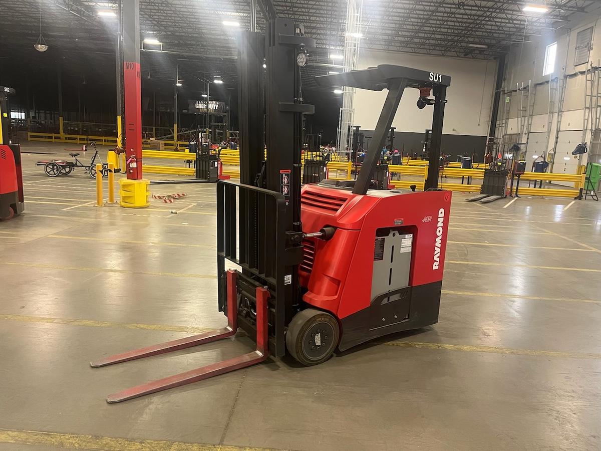 Raymond Dock Loader Forklift