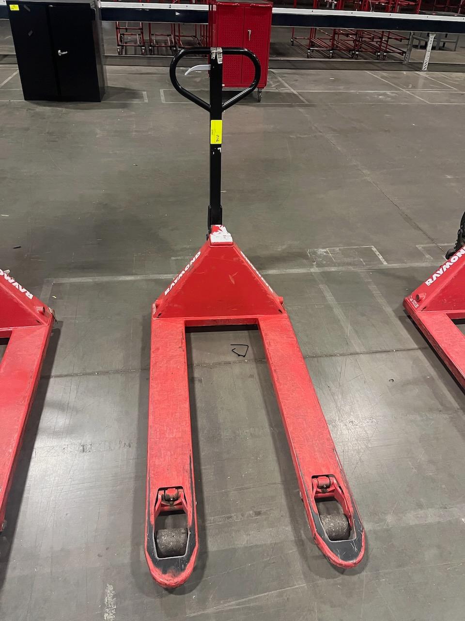 Raymond Pallet Jack