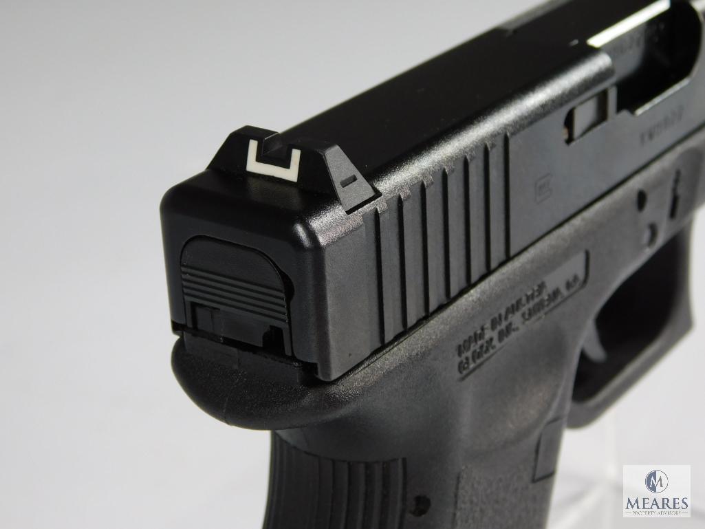 Glock Model 27 .40Cal Semi Auto Pistol (4808)