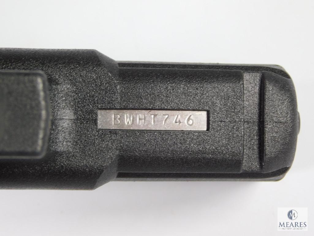 Glock 23 Gen 3 Semi-Auto Pistol Chambered in .40 S&W (4859)
