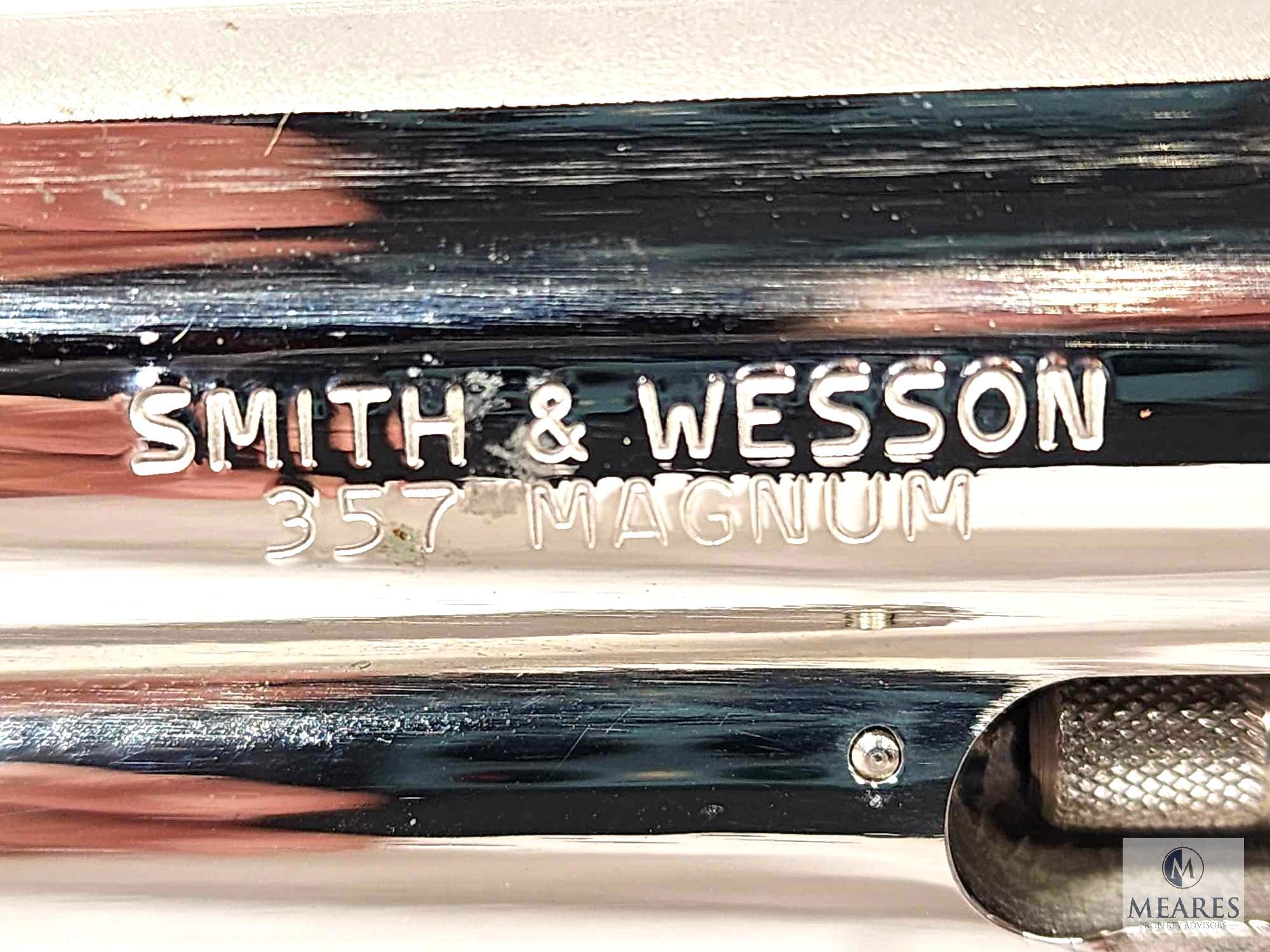 Smith & Wesson Model 586-3 Nickel Plated Bill Elliott Commemorative (4557)