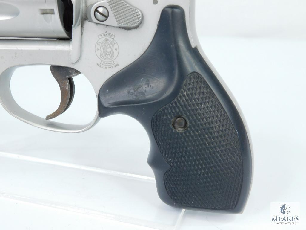 Smith & Wesson Model 642-2 Airweight Revolver (5343)