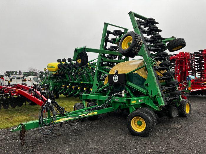 2005 JD 1690 AIR SEEDER #A01690S710281