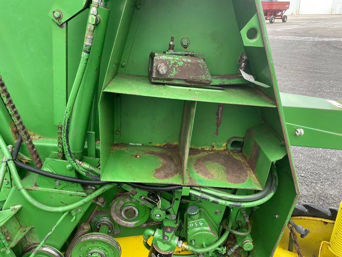 1985 JD 530 ROUND BALER #E00530X687204