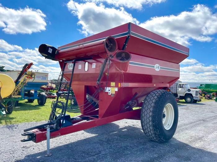 J&M 620 GRAIN CART #6488