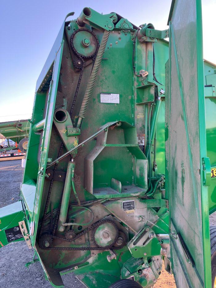 2000 JD 566 BALER #E00566X146878