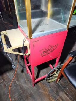 Old Fashioned Movie Time Popcorn Machine