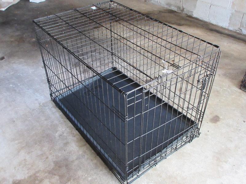 You & Me Metal Dog Kennel w/Plastic Base Liner-Approx 25"H x 35" x 22 1/4"