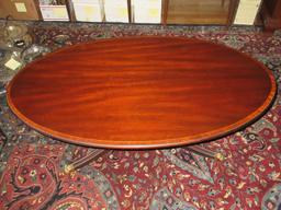 Refined Henkel-Harris Co. Mahogany Urn Pedestal Oval English Regency Style Coffee Table Paw