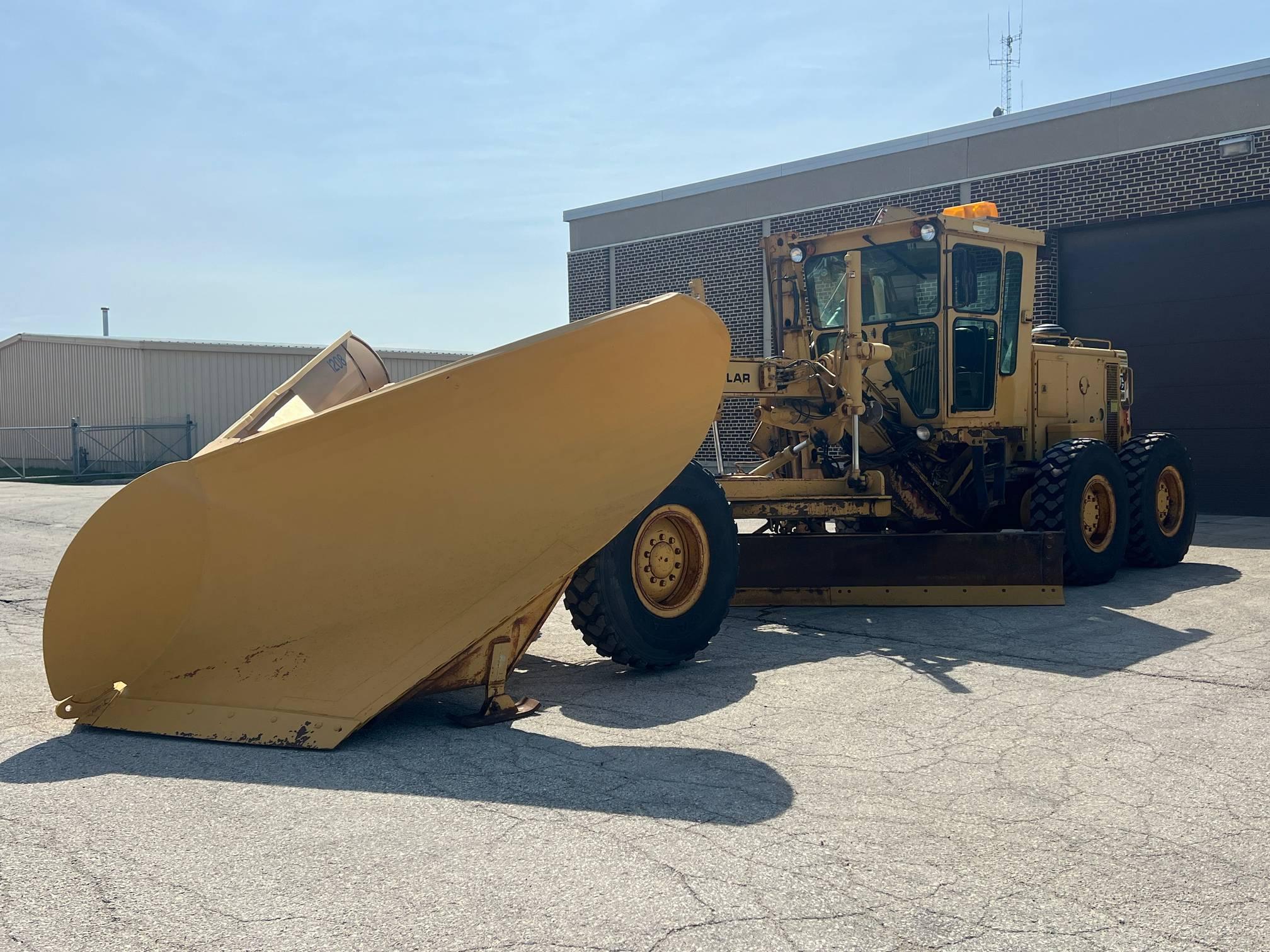 1986 CAT 140 Grader