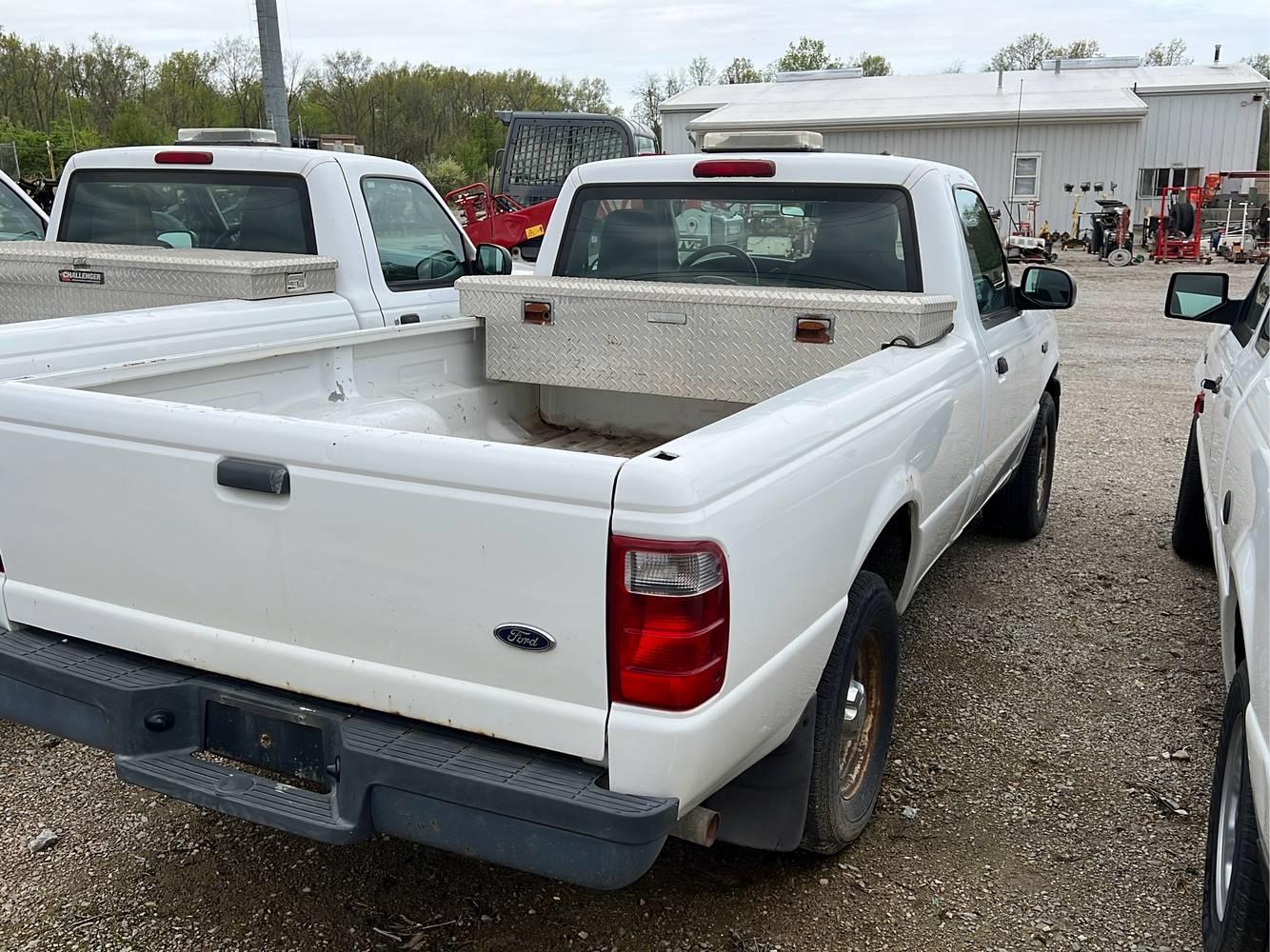 2005 Ford Ranger XLT Pickup Truck