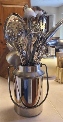 Stainless Steel Utensil Holder $1 STS