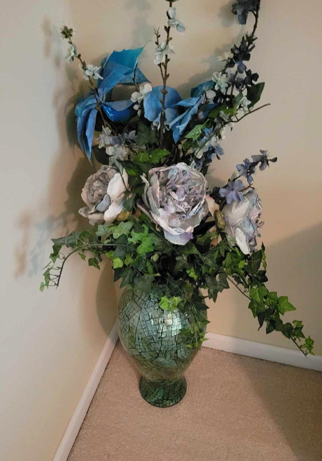 Flower Arrangement $3 STS