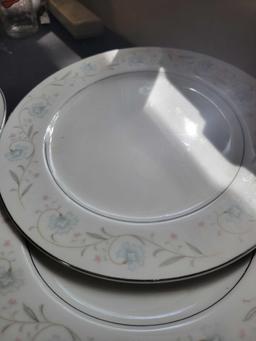 Garden Fine China Plates $2 STS