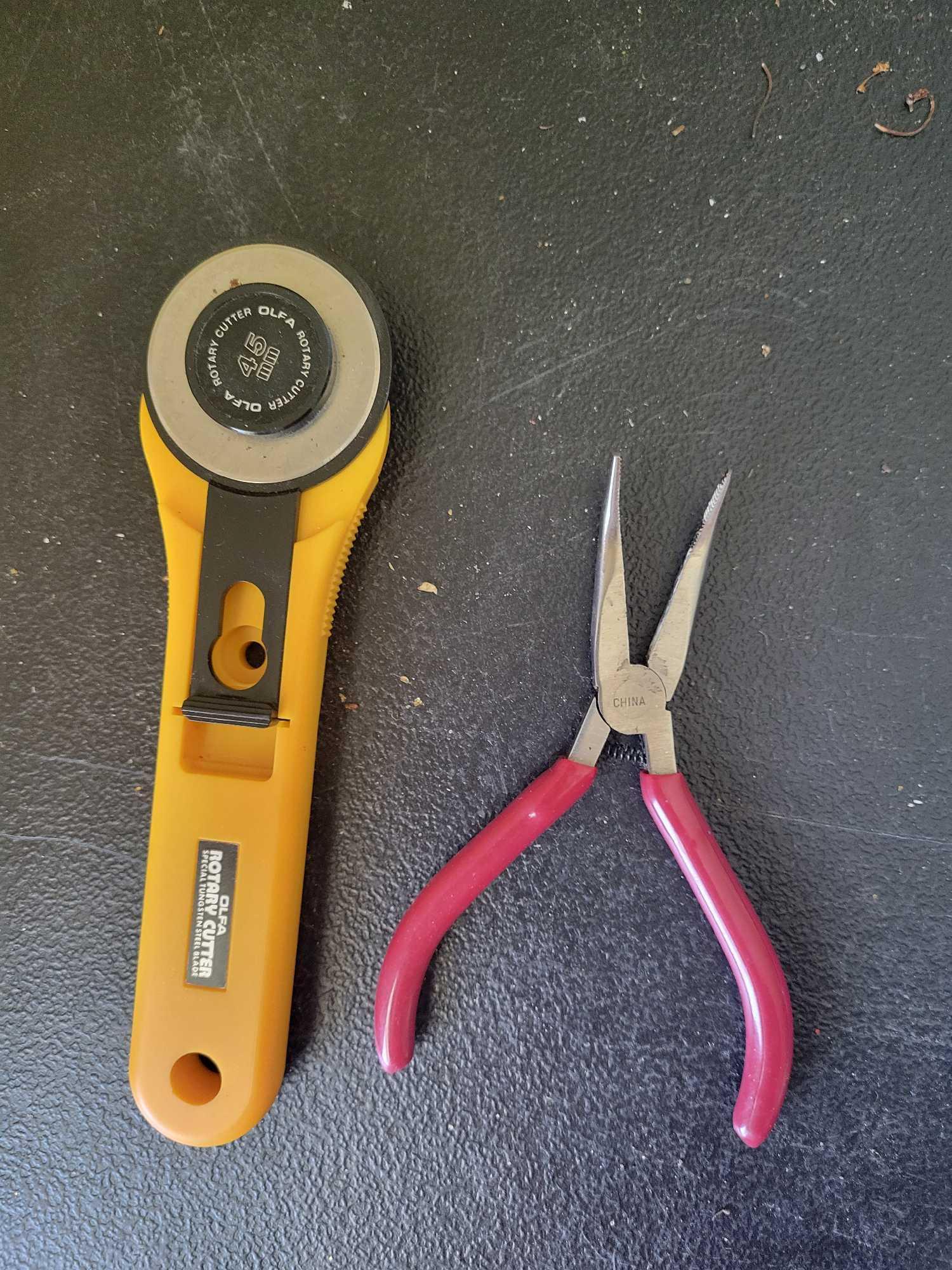 Craft Tools $1 STS