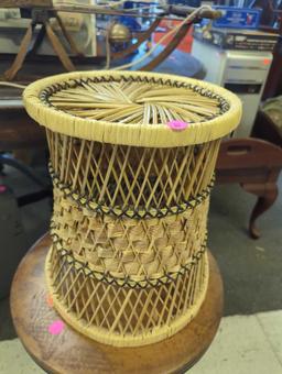 Vintage Round Woven Wicker Rattan Basket Pedestal Drum Table Plant Stand Stool, Measure