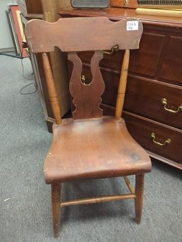 Early American Style Boot Jack Plank Seat Chair, Retail Price (Used) $112, Back is Slightly Loose,