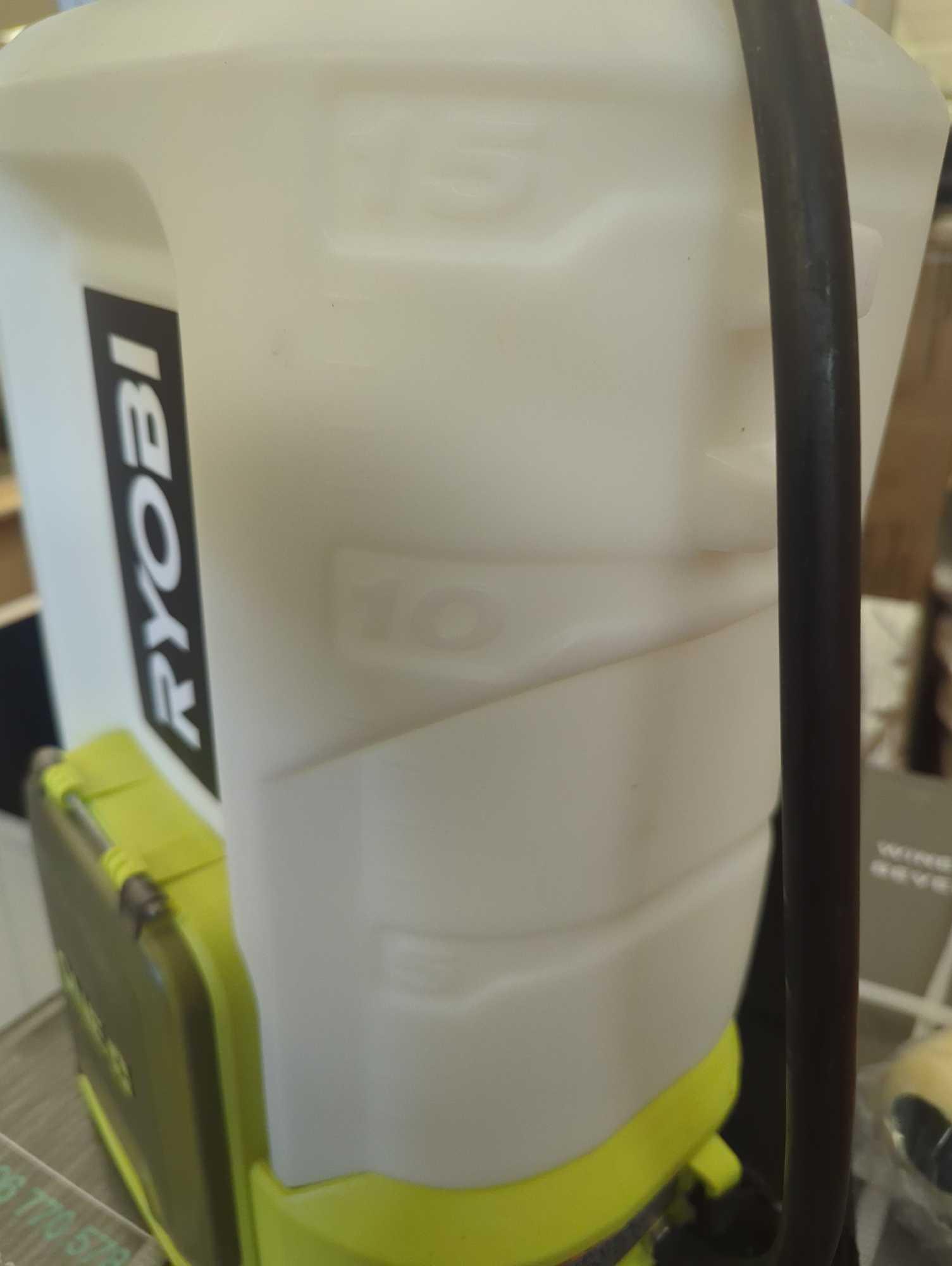 RYOBI (Tool ONLY) ONE+ 18V Cordless Battery 4 Gal. Backpack Chemical Sprayer (Tool ONLY) Model