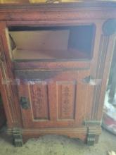 Vintage Ice Box $10 STS