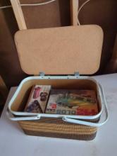 (GAR)VINTAGE PICNIC BASKET WITH 3 VINTAGE MODEL CAR KITS.