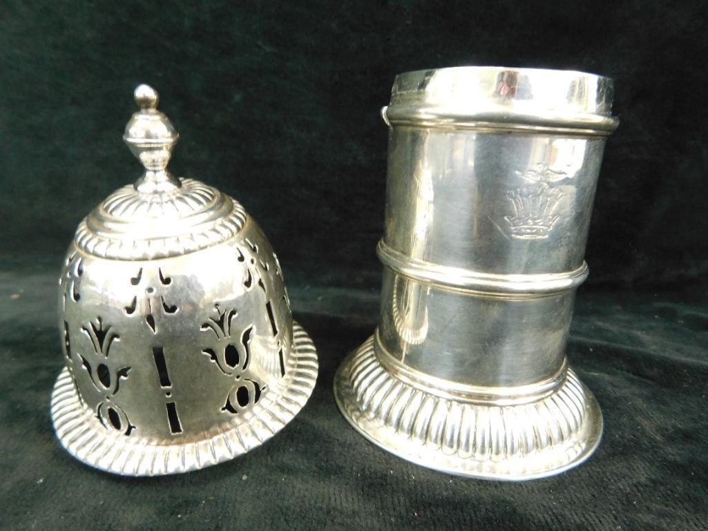 Sterling Silver - Confectionary Sugar Shaker - 192.0 Grams - Hallmarked - 6.5" Tall