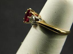 10K Yellow Gold - Ring - Size 5 - Clear and Red Stones - 2.1 Grams TW