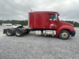 2004 Freightliner Columbia Sleeper Truck Tractor