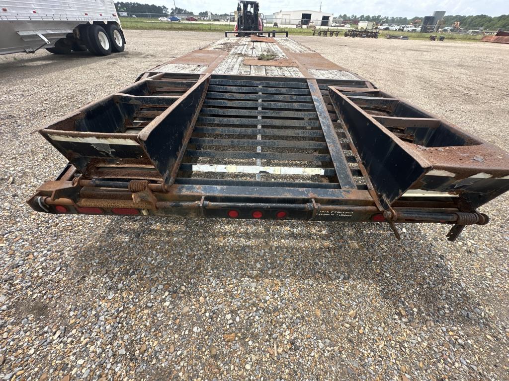 PJ 24 ft Pintle Hitch Trailer