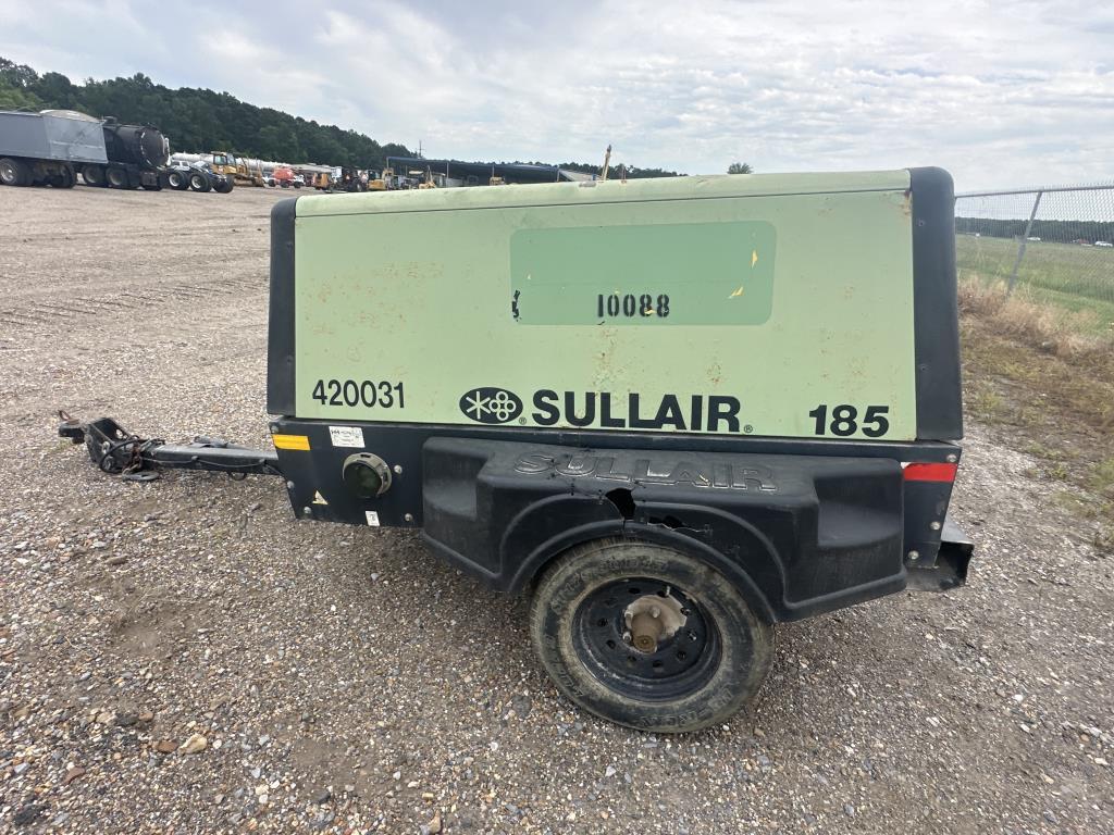 Sullair 185DPQ CAi4 EPA Air Compressor Trailer