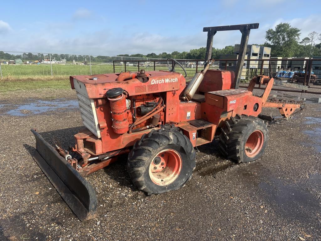 Ditch Witch R40DD Trencher