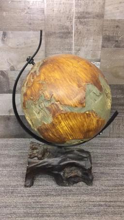 FAUX-WOOD DECOR GLOBE