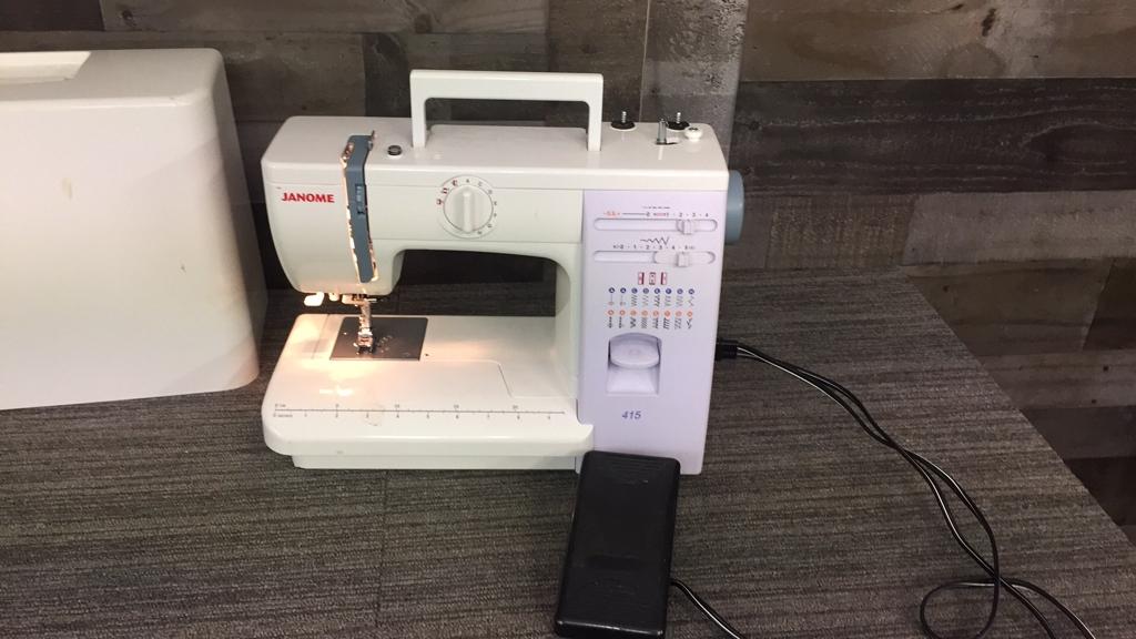 JANOME 415 MULTIFUNCTIONAL SEWING MACHINE