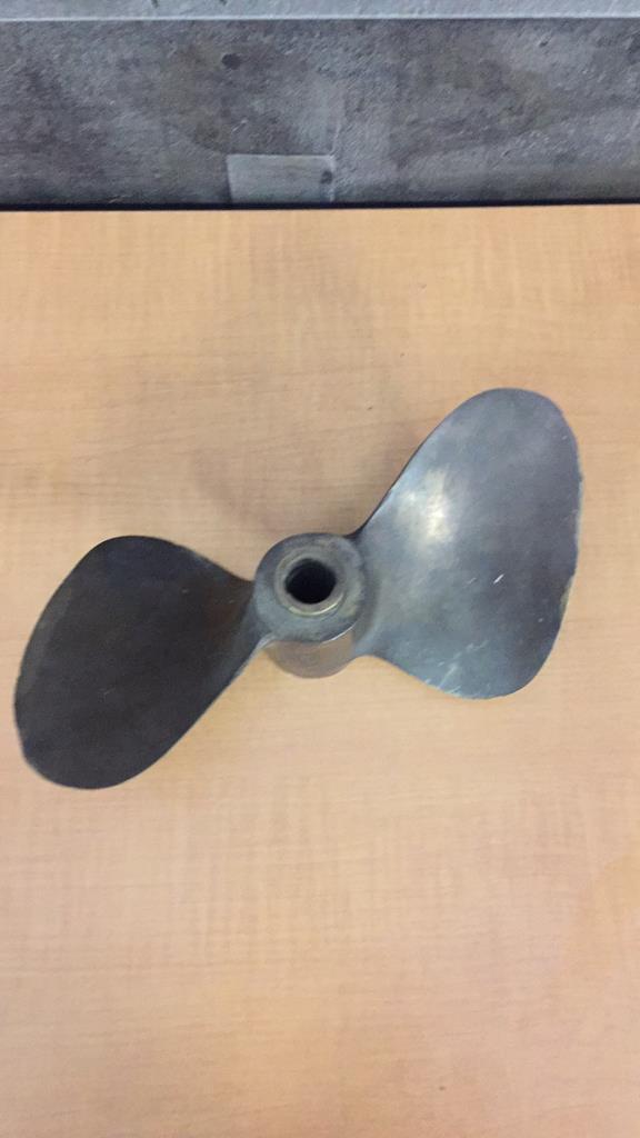 VTG JOHNSON BRONZE 2-BLADE  PROPELLER 266W