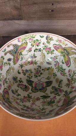 ANTIQUE CHINESE HANDPAINTED BUTTERFLY WEDDING BOWL