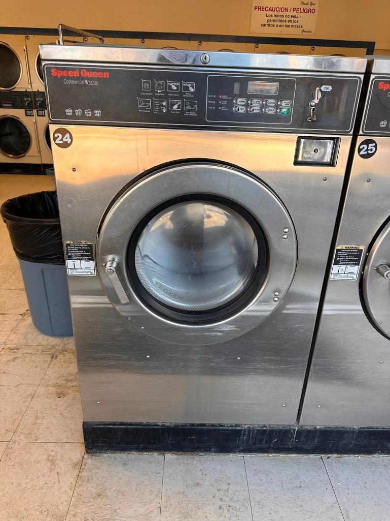 Speed Queen 40lb Commercial Washer - Model: SC40NC2OP60001 - Working