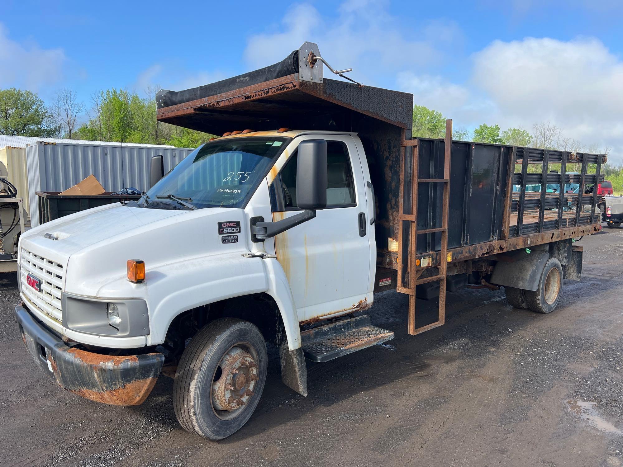 2008 GMC 5500 STAKE TRUCK VN:401229 powered by diesel engine, equipped with power steering, stake