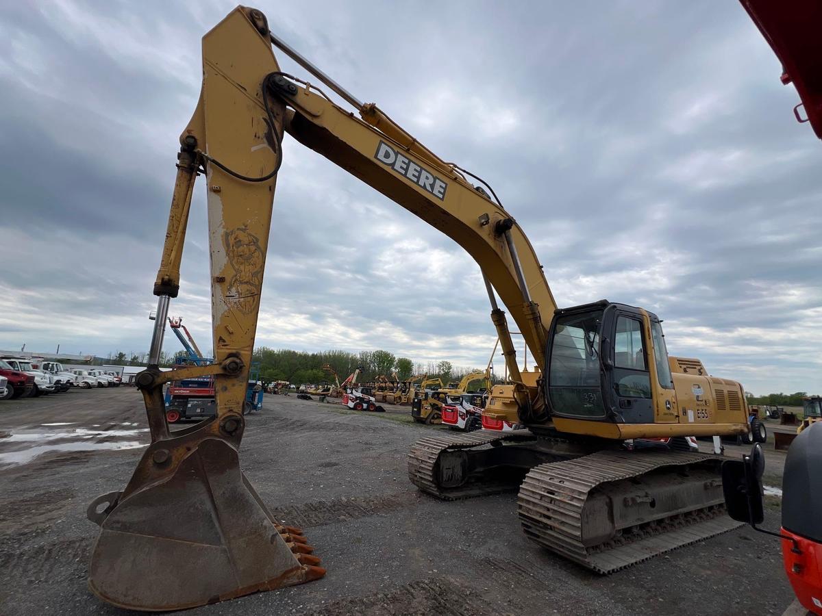 JOHN DEERE 330CX HYDRAULIC EXCAVATOR SN:83117 powered by John Deere diesel engine, equipped with