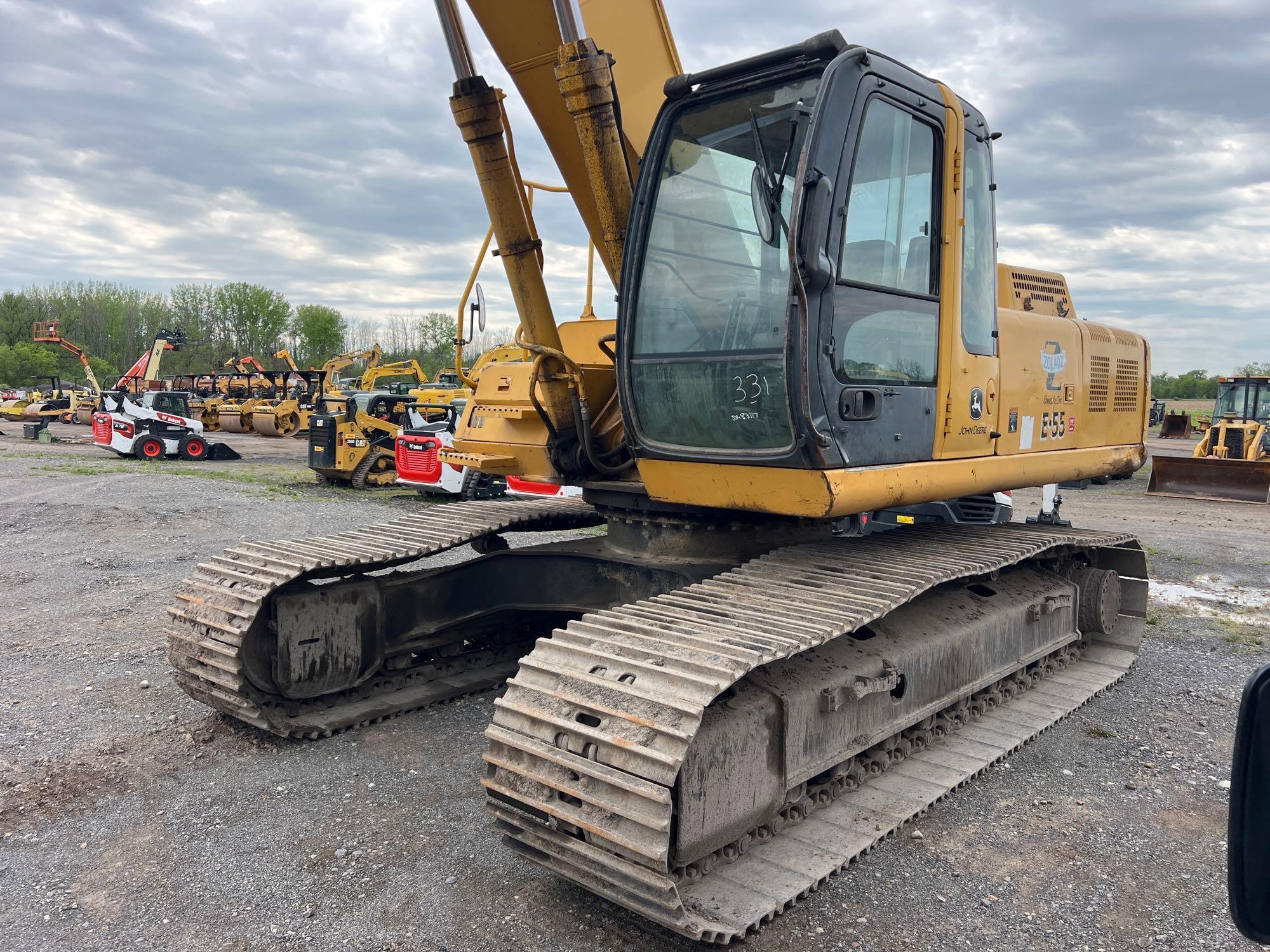 JOHN DEERE 330CX HYDRAULIC EXCAVATOR SN:83117 powered by John Deere diesel engine, equipped with