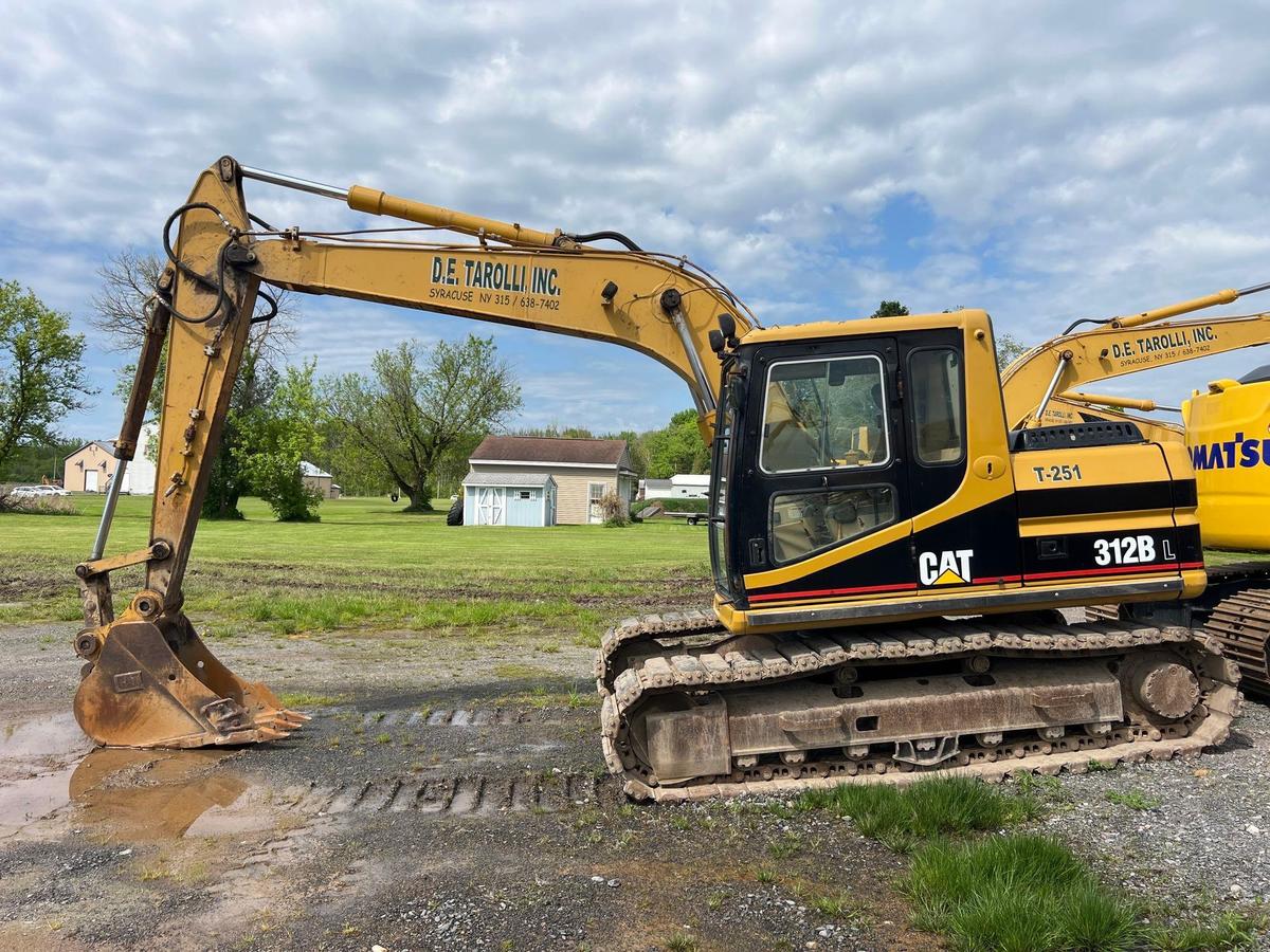 CAT 312BL HYDRAULIC EXCAVATOR SN:8JR01288 powered by Cat 3064T diesel engine, equipped with Cab,