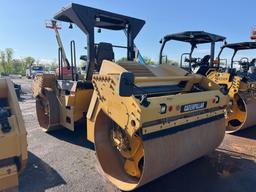 2014 CAT CB64R9 ASPHALT ROLLER SN:CB500161 powered by Cat diesel engine, equipped with OROPS, 79in.