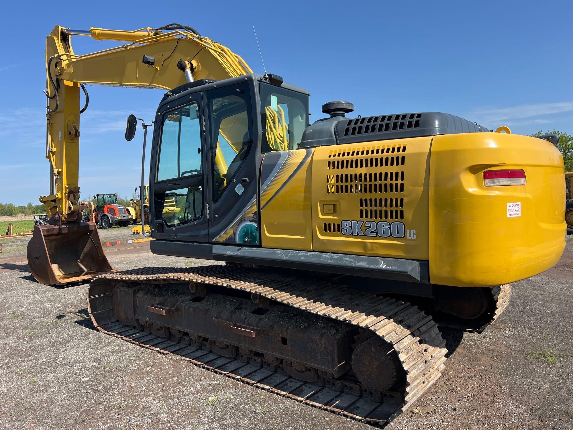 2019 KOBELCO SK260LC-10 HYDRAULIC EXCAVATOR SN:LL16-10644 powered by diesel engine, equipped with