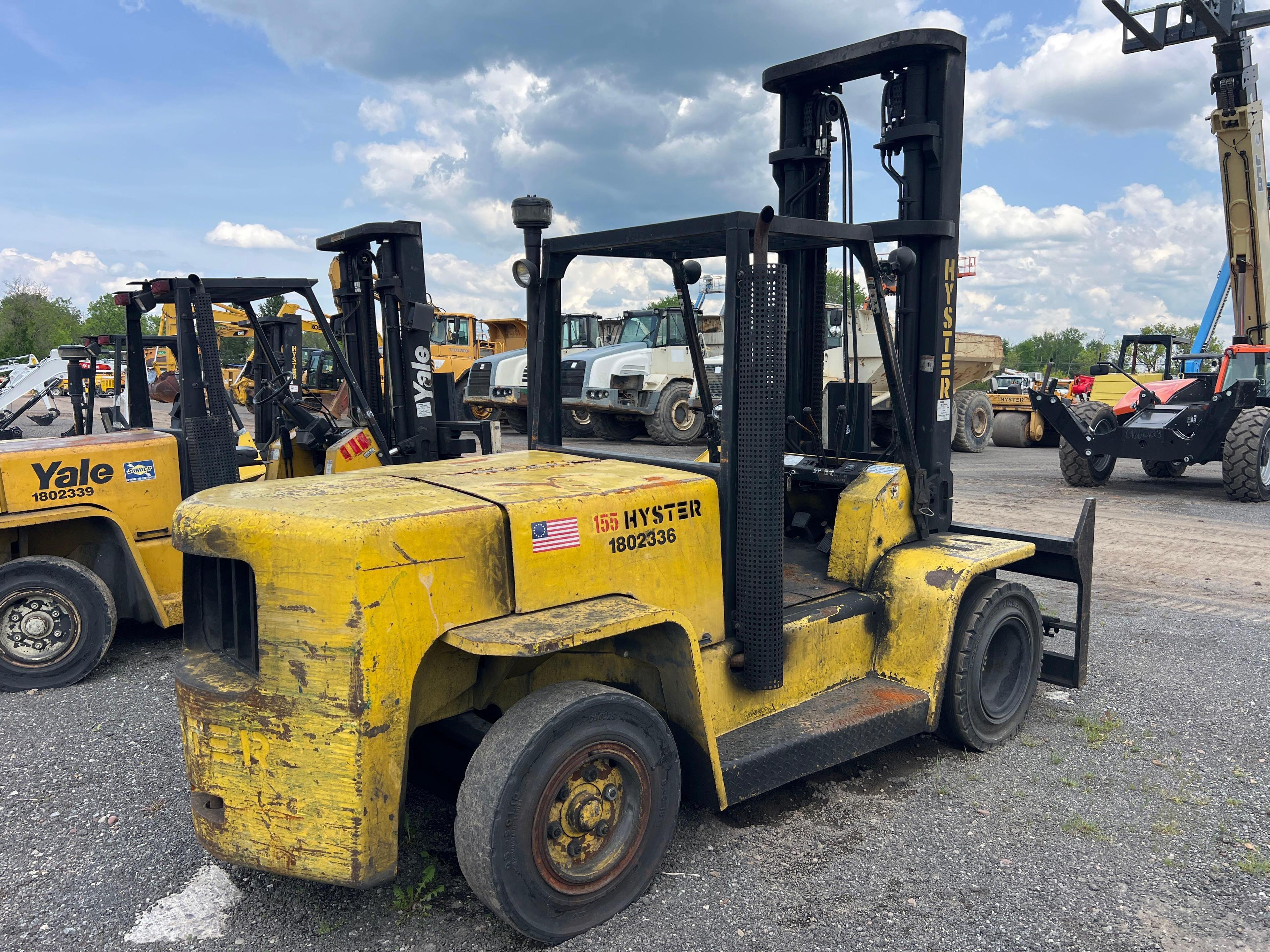 HYSTER H155XL2 FORKLIFT SN:3486K powered by diesel engine, equipped with OROPS, 15,000lb lift